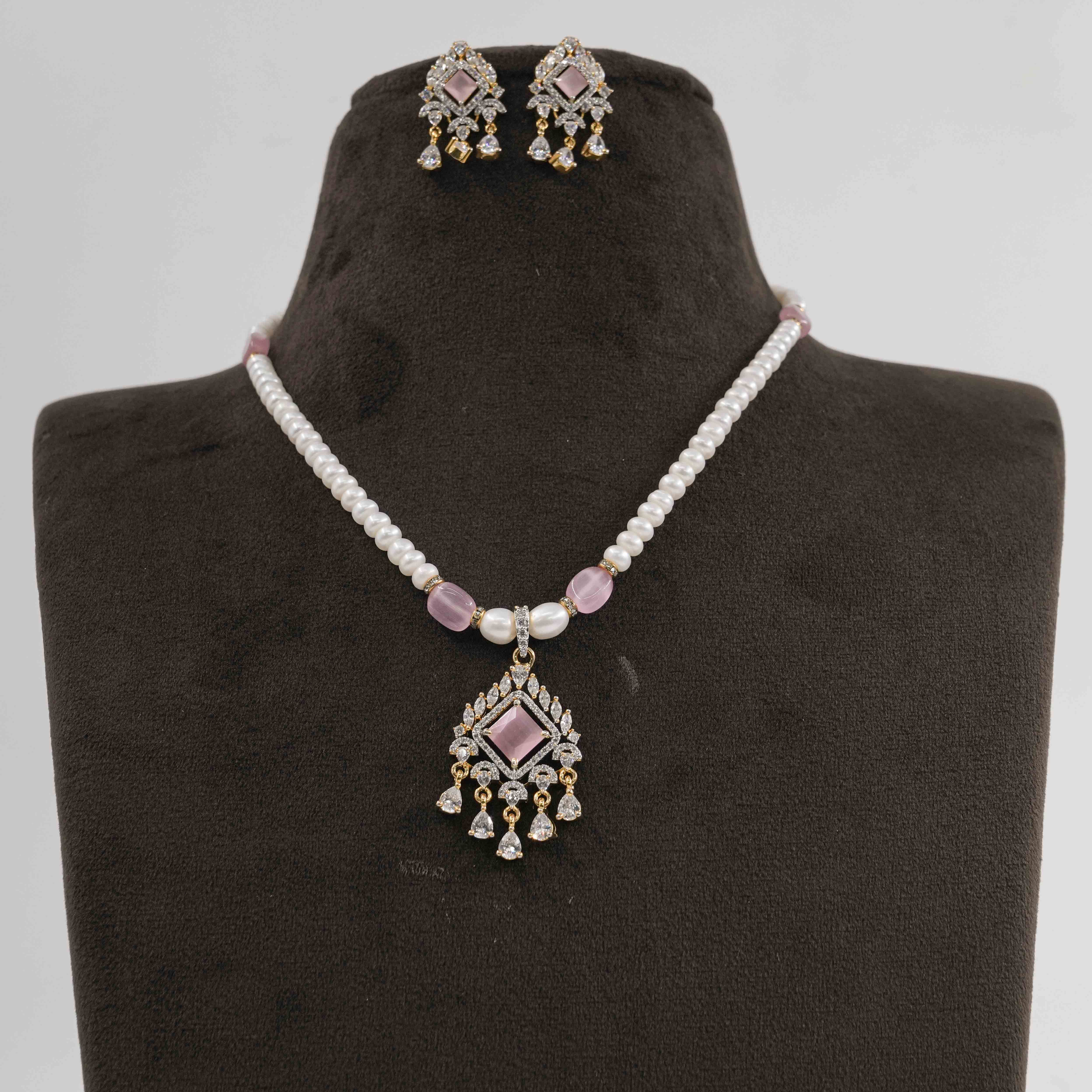 Flat Round Pearl Necklace Set